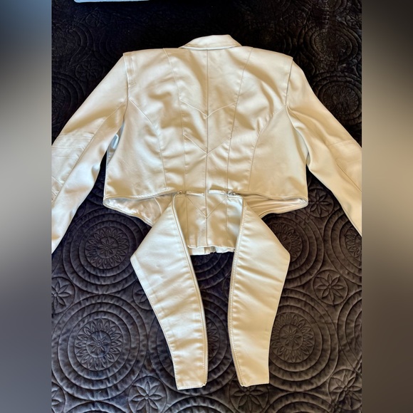 BLANKNYC Zipper Detail Asymmetrical Moto Jacket Faux Leather “Vanilla Latte” - Picture 8 of 16